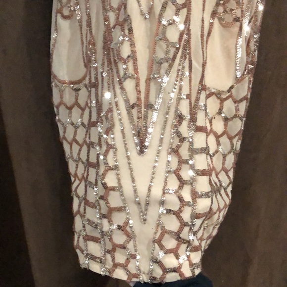 Windsor Glamour Dress - Picture 7 of 16